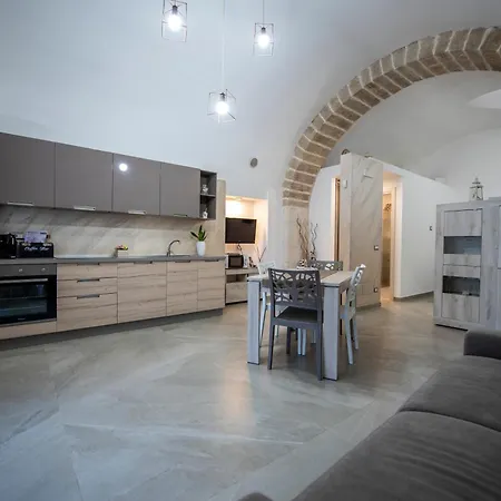 La Lanterna Nyaraló Giovinazzo