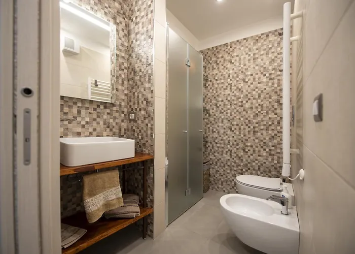 La Lanterna * ג'ובינאצו